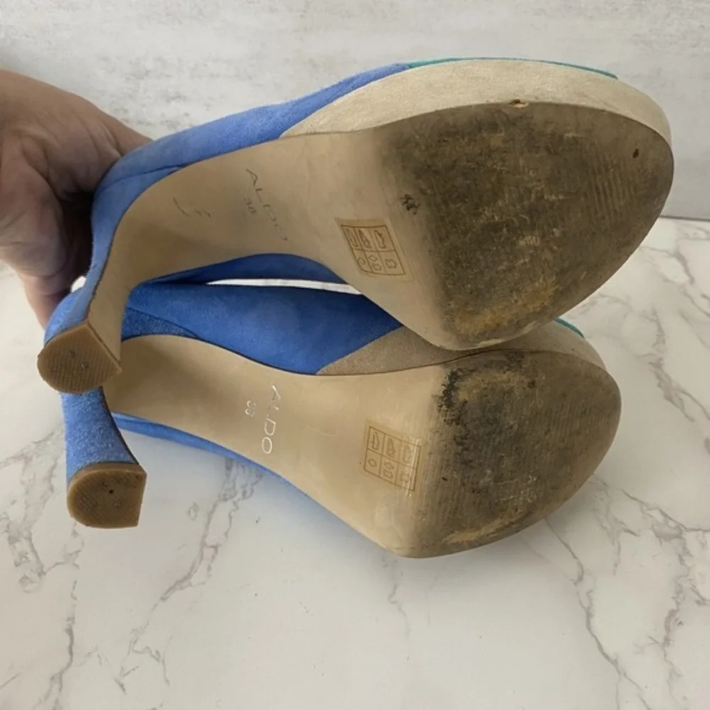 Aldo gently used